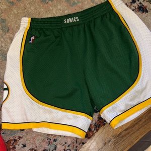 Supersonic shorts - size 2xl